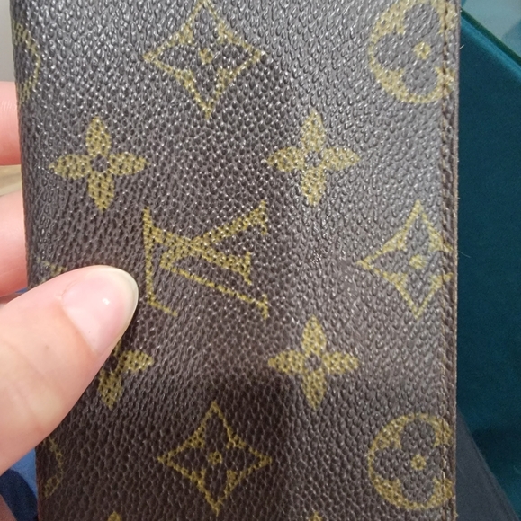 Louis Vuitton Card Holder - Picture 2 of 6